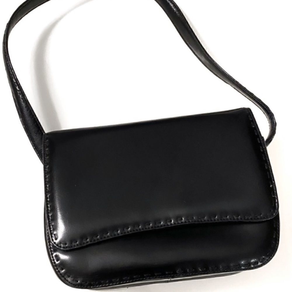 Vintage Desmo Made in Italy Black Leather Shoulder Bag